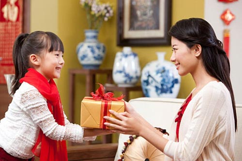 quà tết cho bé