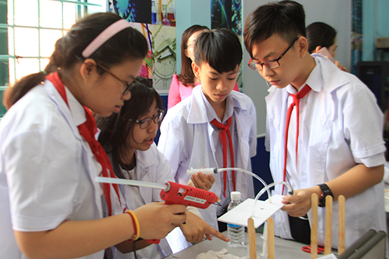 ứng dụng stem trong dạy học vật lý