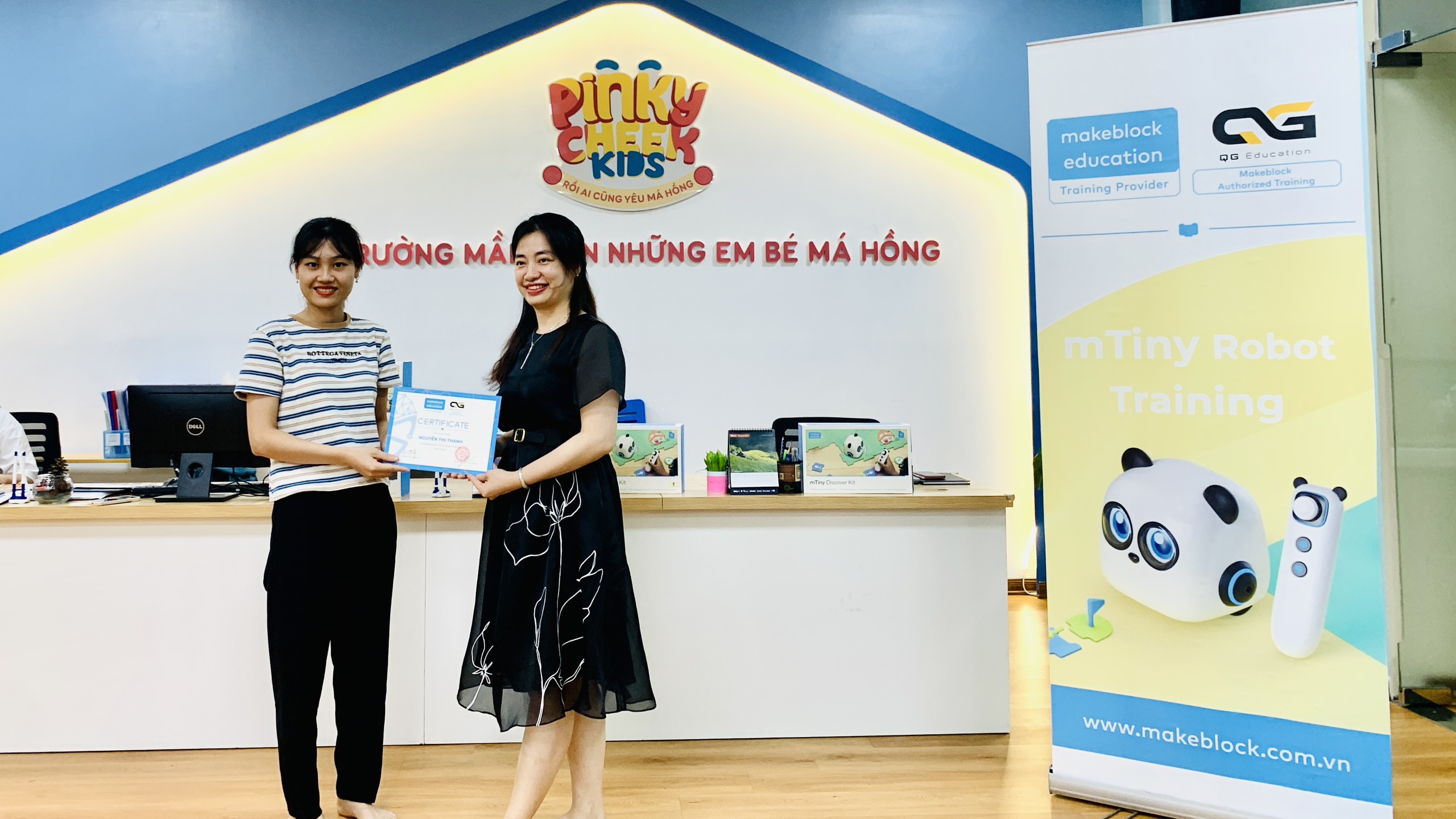 Buổi Training chuyển giao giáo trình giữa MakeblockVN- QG Education và trường mầm non Pinkycheek Kids