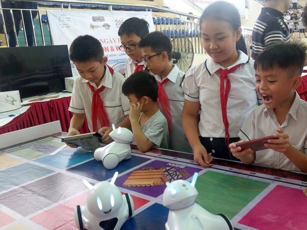 robot giáo dục