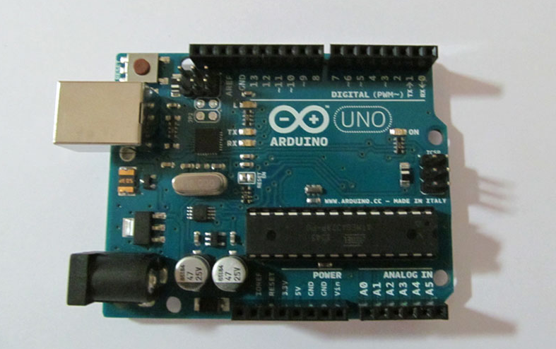 Arduino Uno là gì? Khám phá bộ mạch nhỏ bé nhưng đầy quyền năng