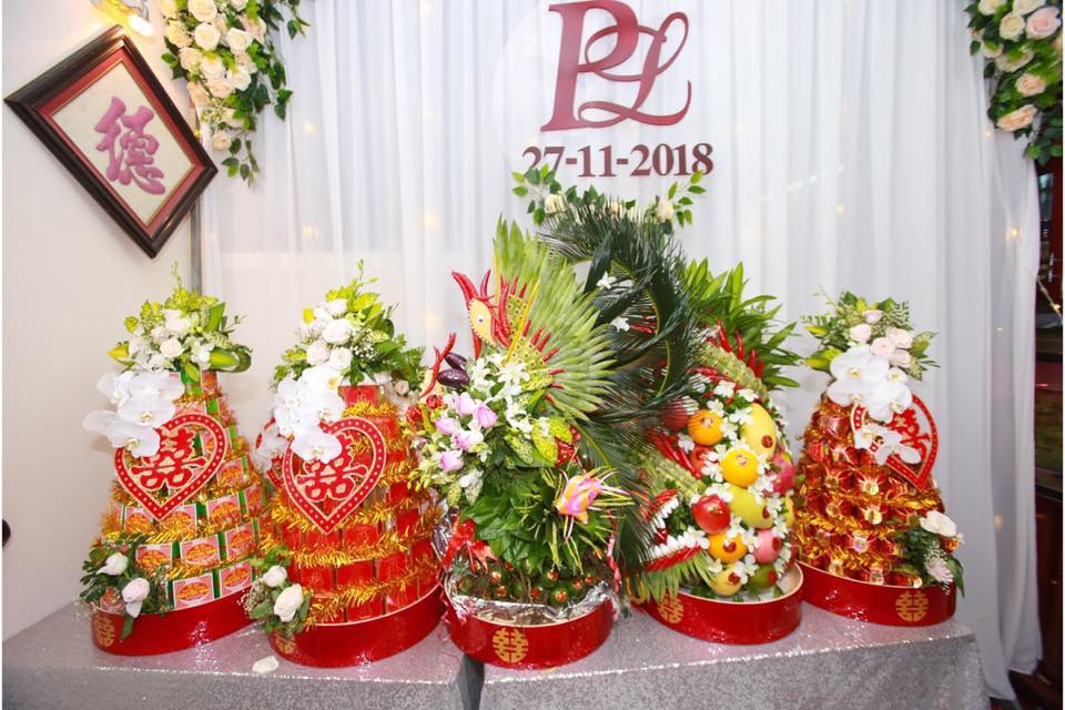 Lễ ăn hỏi 5 tráp Rồng Phượng Dịch vụ cưới hỏi Xuân Thiên Lễ Ăn Hỏi 5 Tráp Rồng Phượng Dịch Vụ Cưới Hỏi Xuân Thiên