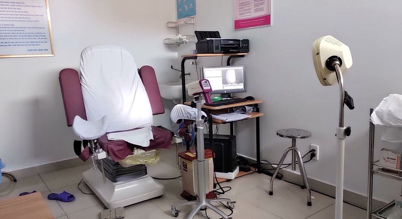 Máy soi cổ tử cung Medgyn AL 106