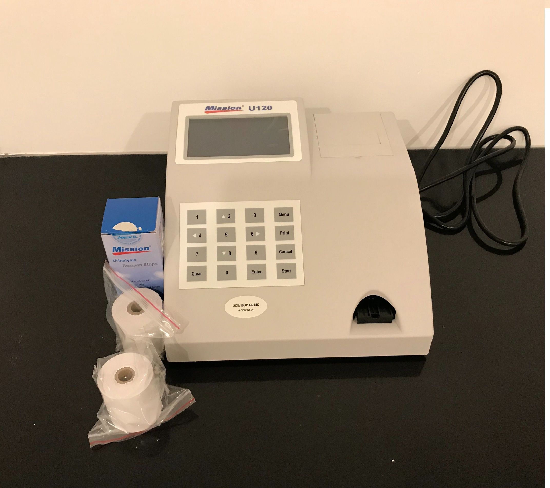 Máy phân tích nước tiểu Acon Mission U120