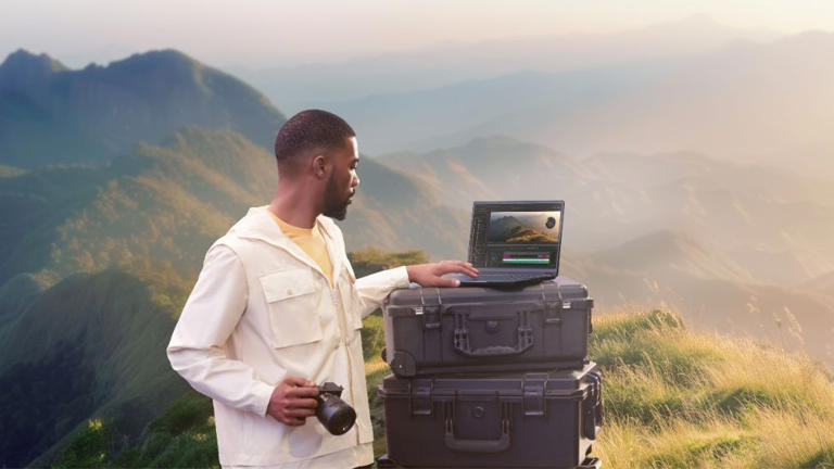 Máy tính xách tay siêu di động Asus ProArt PX13 trang bị GPU Geforce RTX 4070 ở hình dáng nhỏ bé — sức mạnh 13,3 inch đi kèm CPU hàng đầu của AMD và màn hình 360 độ