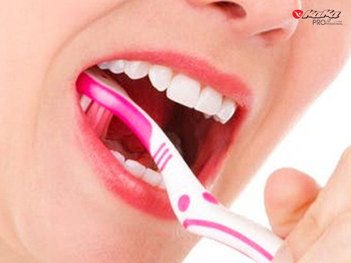 Không được bỏ qua chải răng phần mặt nhai