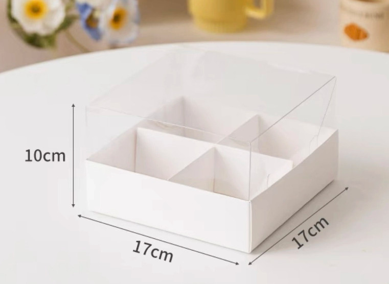 hop-meka-chia-ngan-4-o-4-chi-tiet-set-5-cai