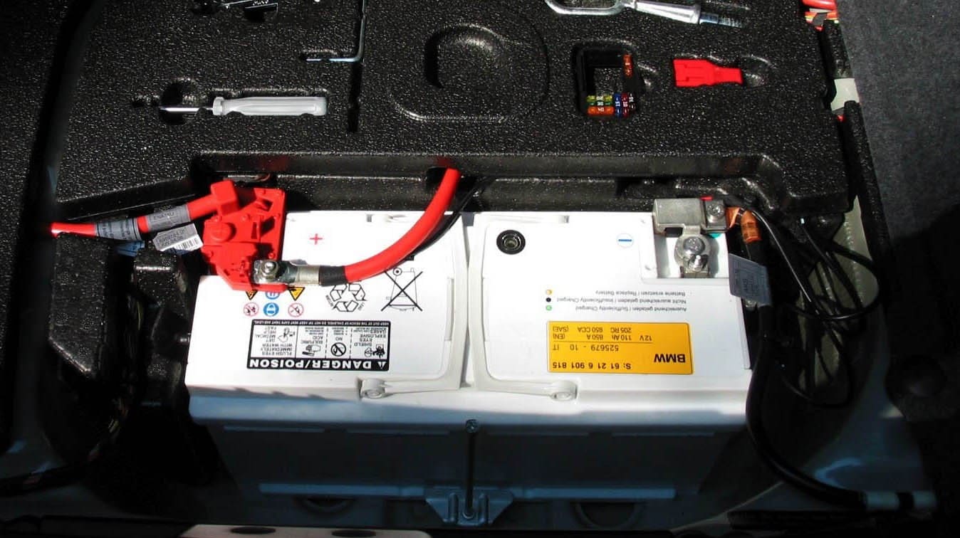 bình ắc quy oto loại nào tốt