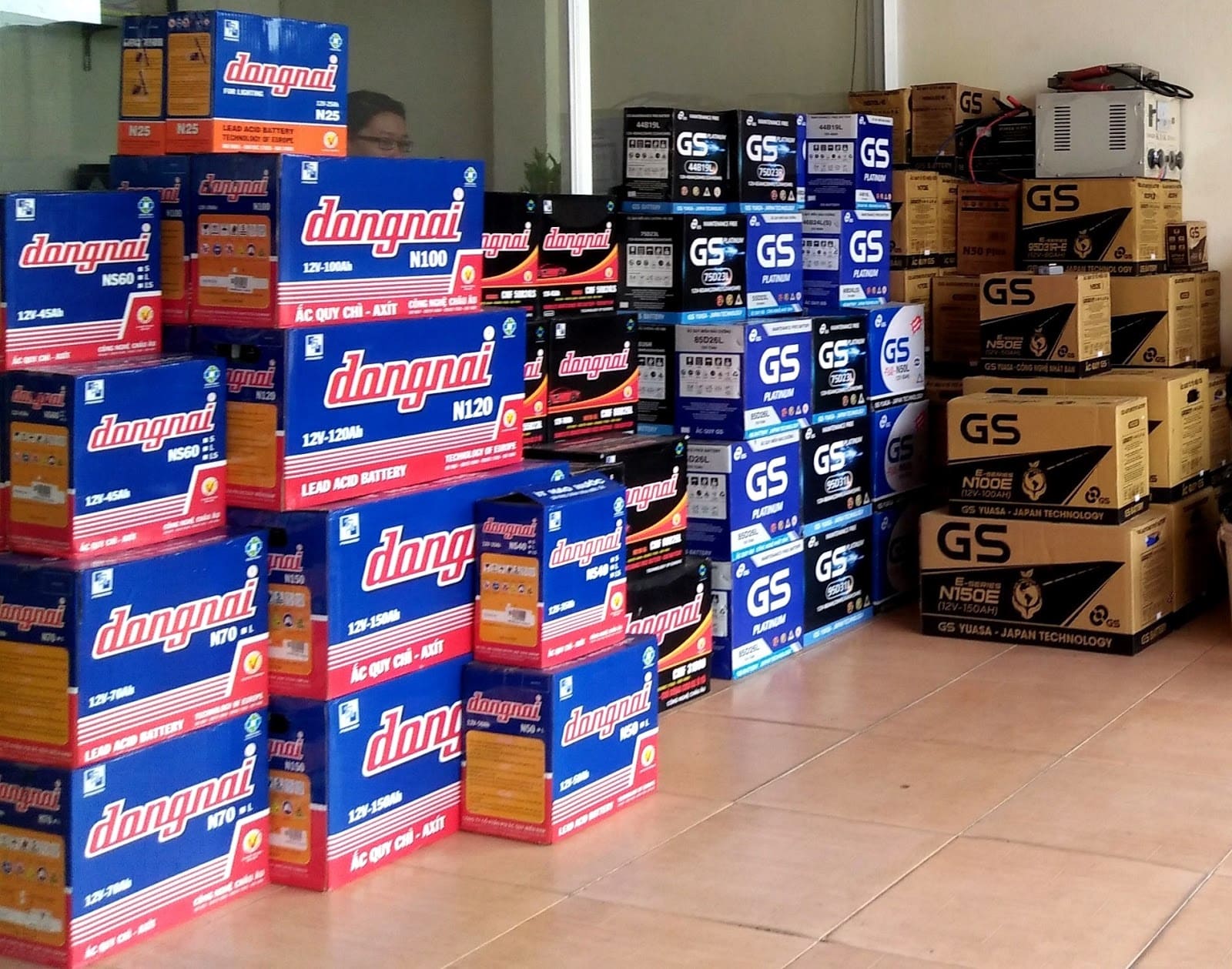 đại lý bán bình ắc quy gs tphcm