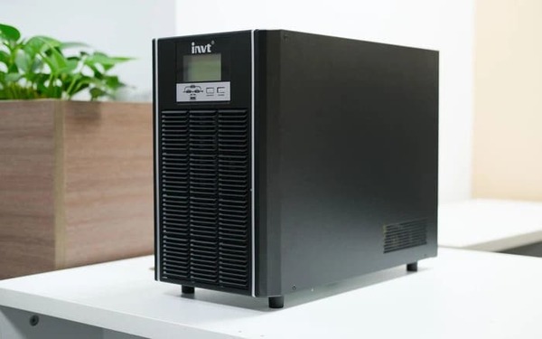 ups là thiết bị gì - Ắc Quy Gia Phát