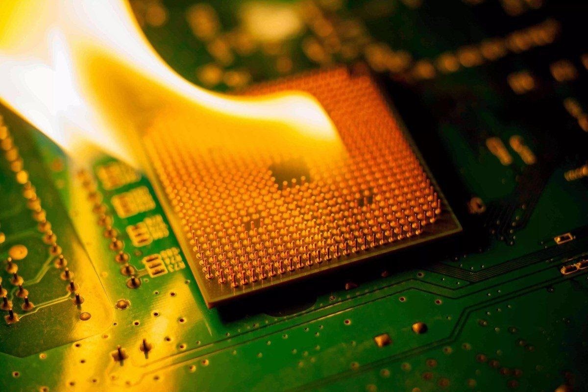 CPU quá nóng “kẻ thù” ảnh hưởng đến hiệu suất và tuổi thọ máy tính
