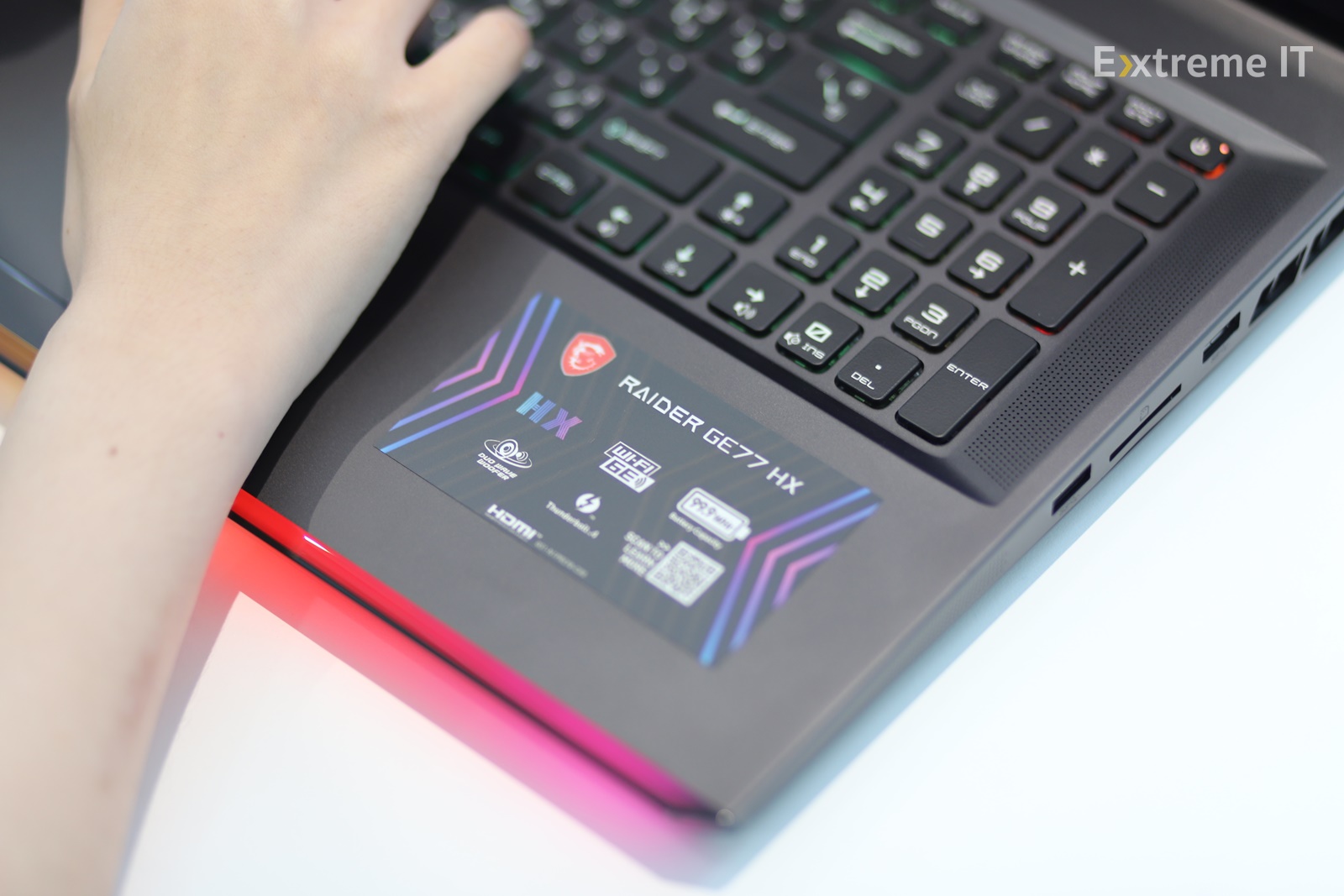 bàn phím Chiclet keyboard Steelseries with Per-key RGB led 