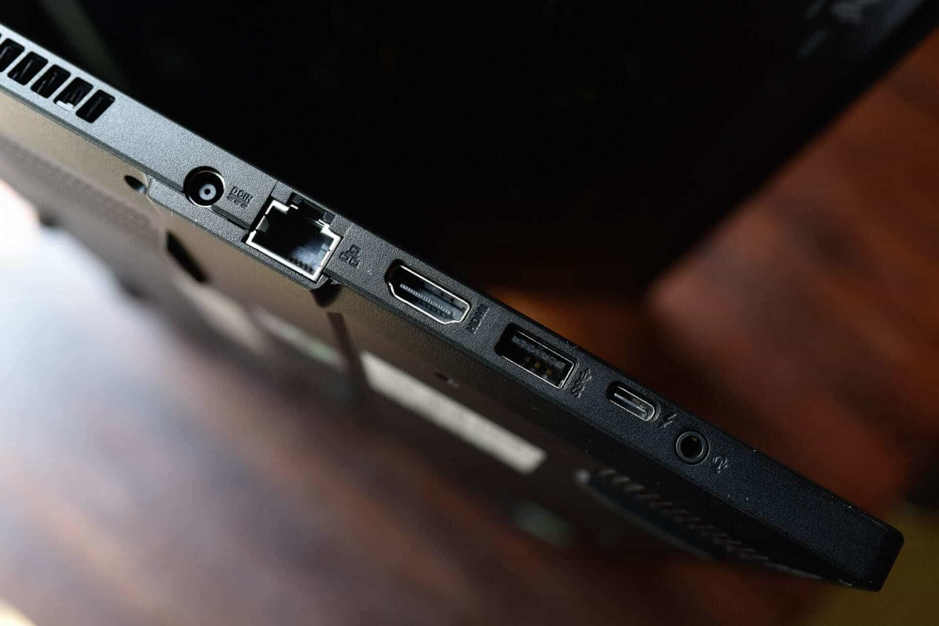 laptopnew-asus-tuf-fx516-cong-ket-noi.jpg?v=1626142836898 laptopnew-asus-tuf-fx516-cong-ket-noi.jpg?v=1626142836898