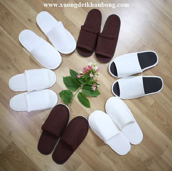 cac-loai-dep-di-trong-khach-san-pho-bien