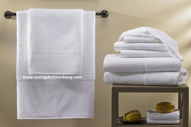 khan-tam-cotton-la-gi-bao-gia-khan-tam-cotton-cao-cap