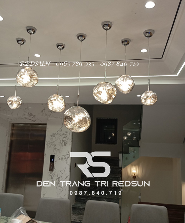 den-tha-tran-hien-dai-nham-thach-phong-cach-bac-au-chat-lieu-thuy-tinh-cdt-t053