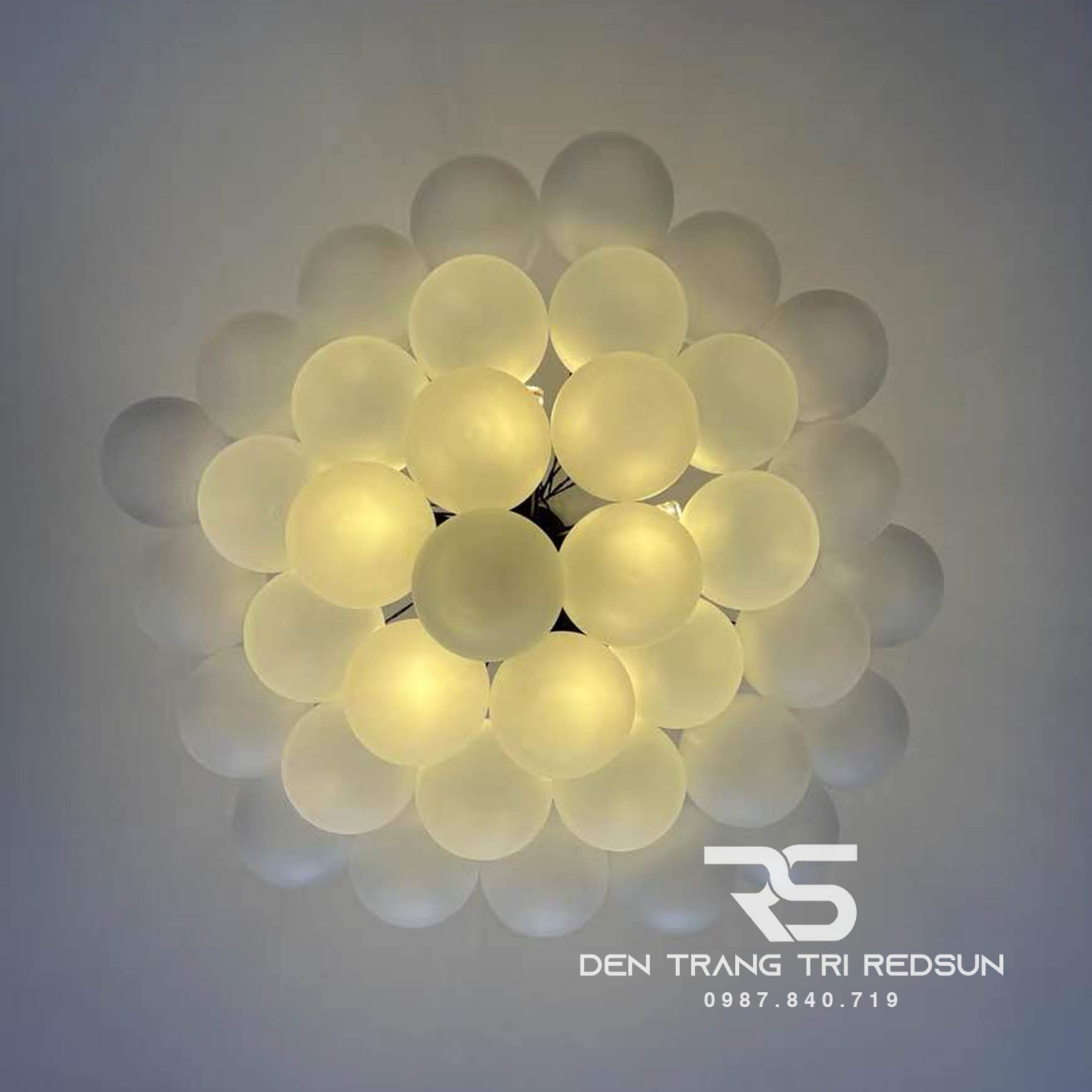 den-chum-phong-khach-hien-dai-bac-au-bong-bong-chat-lieu-thuy-tinh-dc-t112