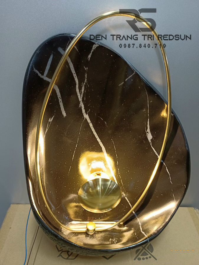 den-tuong-trang-tri-vo-so-phong-cach-bac-au-dt-bvk130