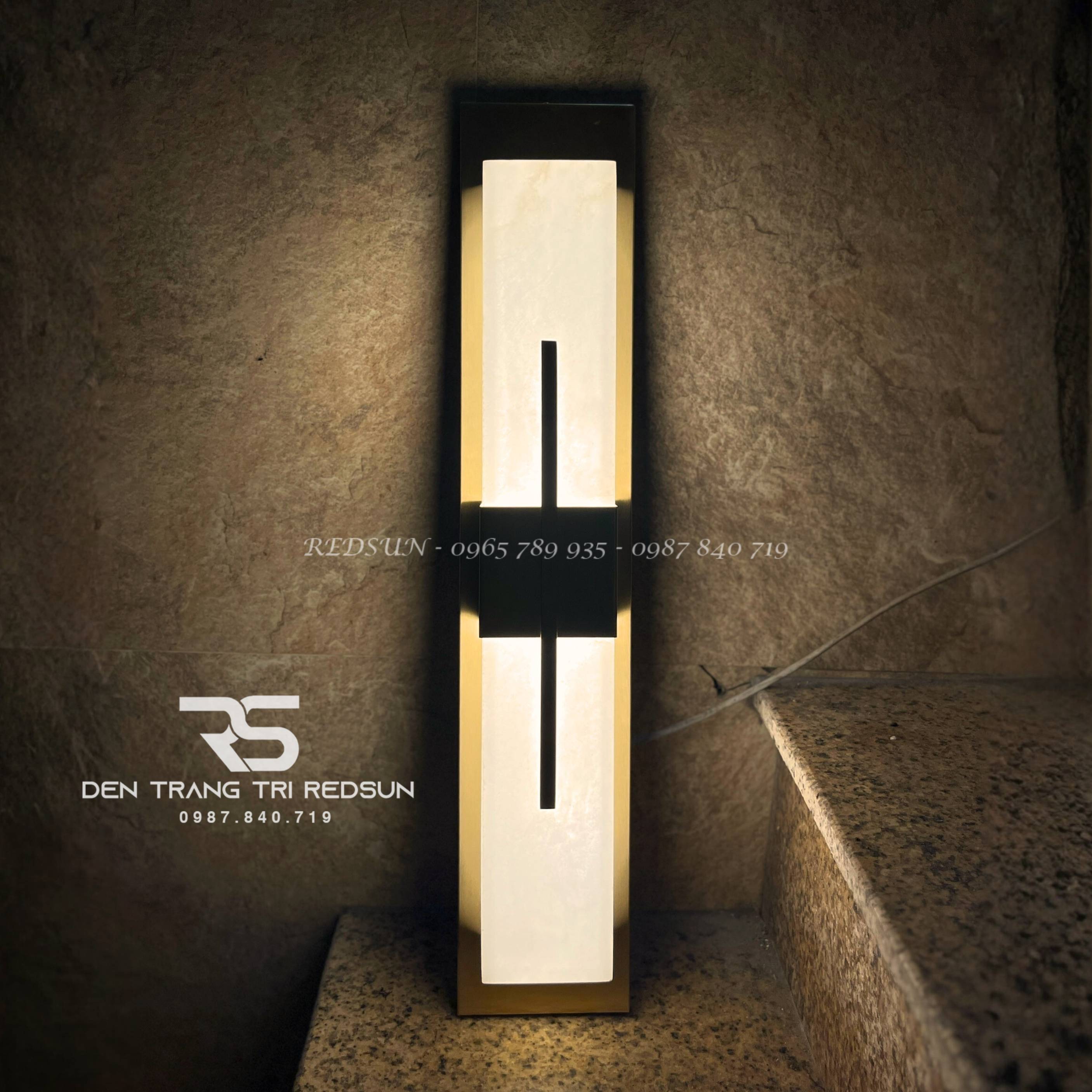 den-tuong-da-cam-thach-hien-dai-trang-tri-phong-khach-phong-ngu-cau-thang-phong-cach-bac-au-dt-bvd8003