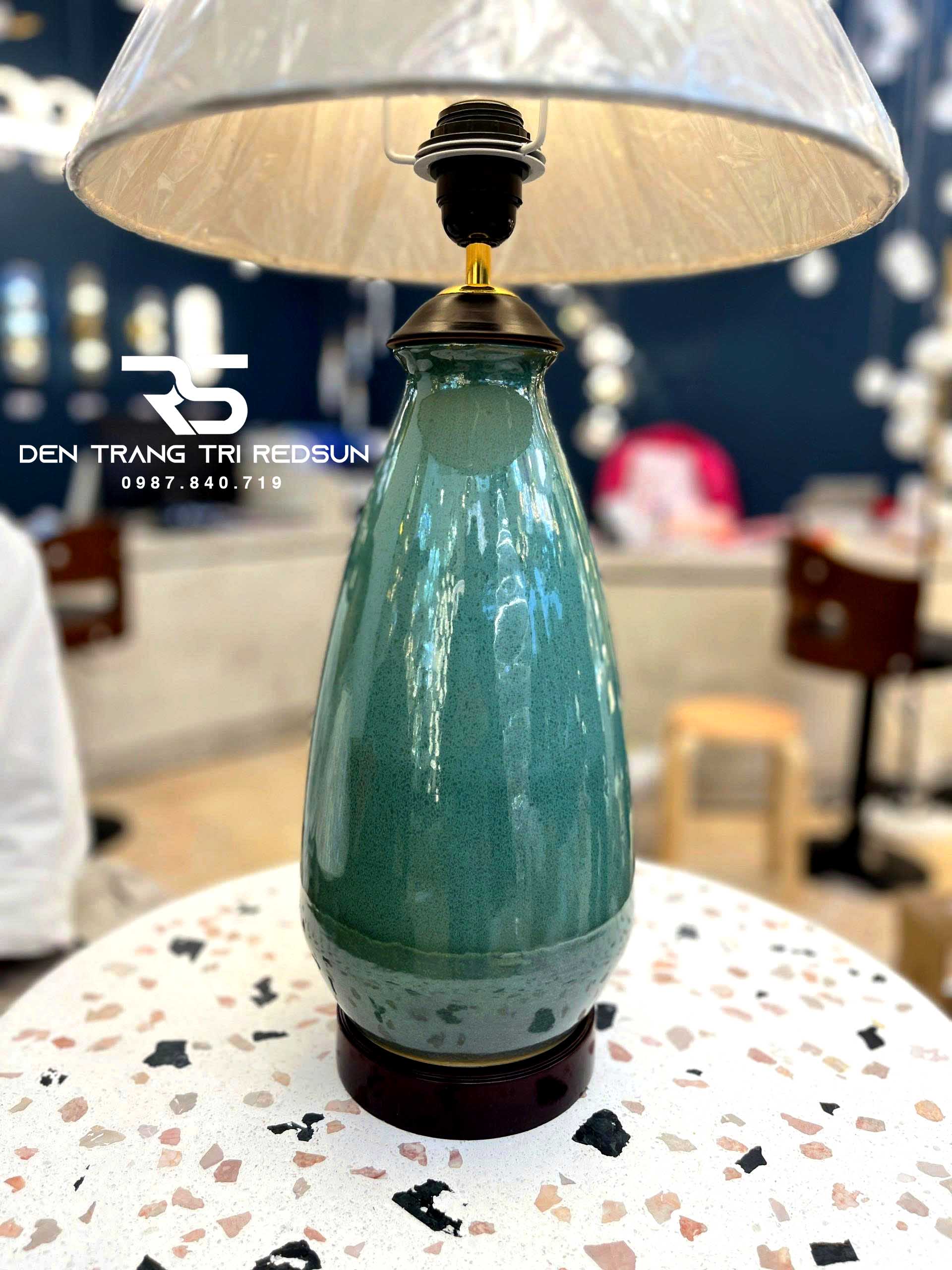 den-ban-hien-dai-db005