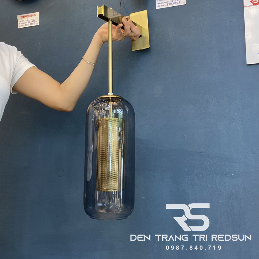 den-tuong-hien-dai-trang-tri-phong-khach-phong-ngu-cau-thang-phong-cach-bac-au-dt-126