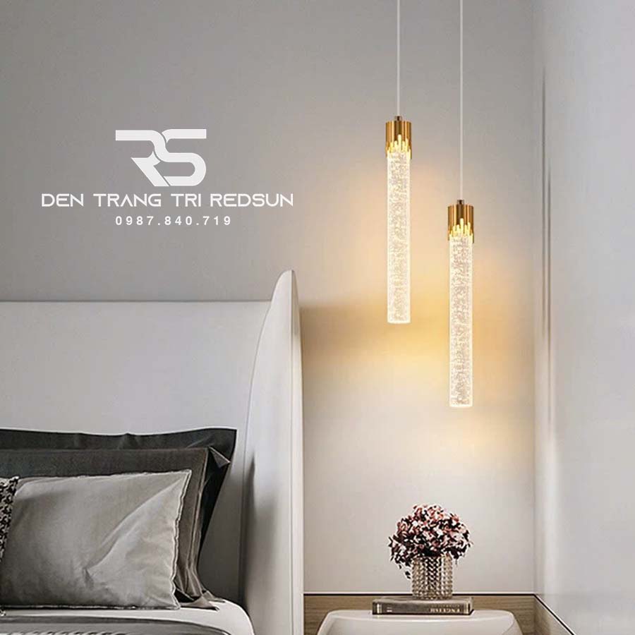 den-tha-pha-le-hien-dai-lap-thong-tang-cau-thang-phong-khach-ban-an-htk075