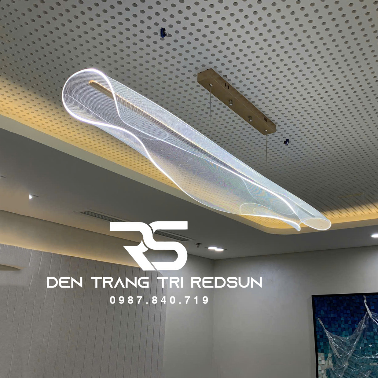 den-tha-ban-an-hien-dai-hinh-la-acrylic-dang-cup-phong-cach-bac-au-dc-t108