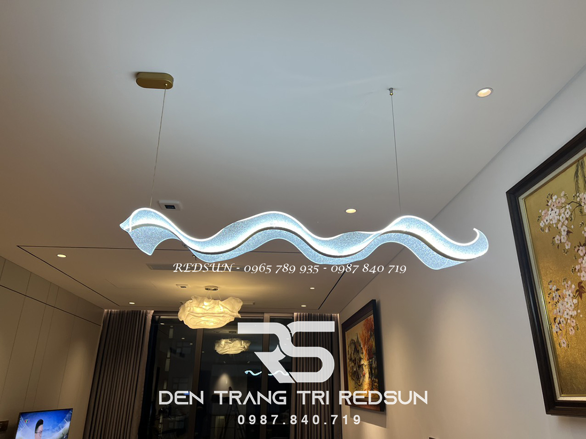 den-tha-ban-an-hien-dai-dang-dai-lua-acrylic-phong-cach-bac-au-dc-t076