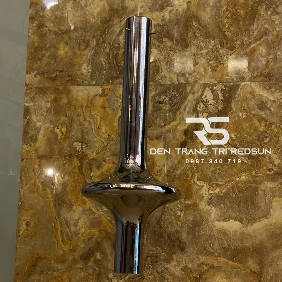 den-tha-hien-dai-phong-cach-bac-au-ong-thuy-tinh-hinh-phi-tieu-lap-phong-khach-sanh-cho-cau-thang-thong-tang-cdt-t054