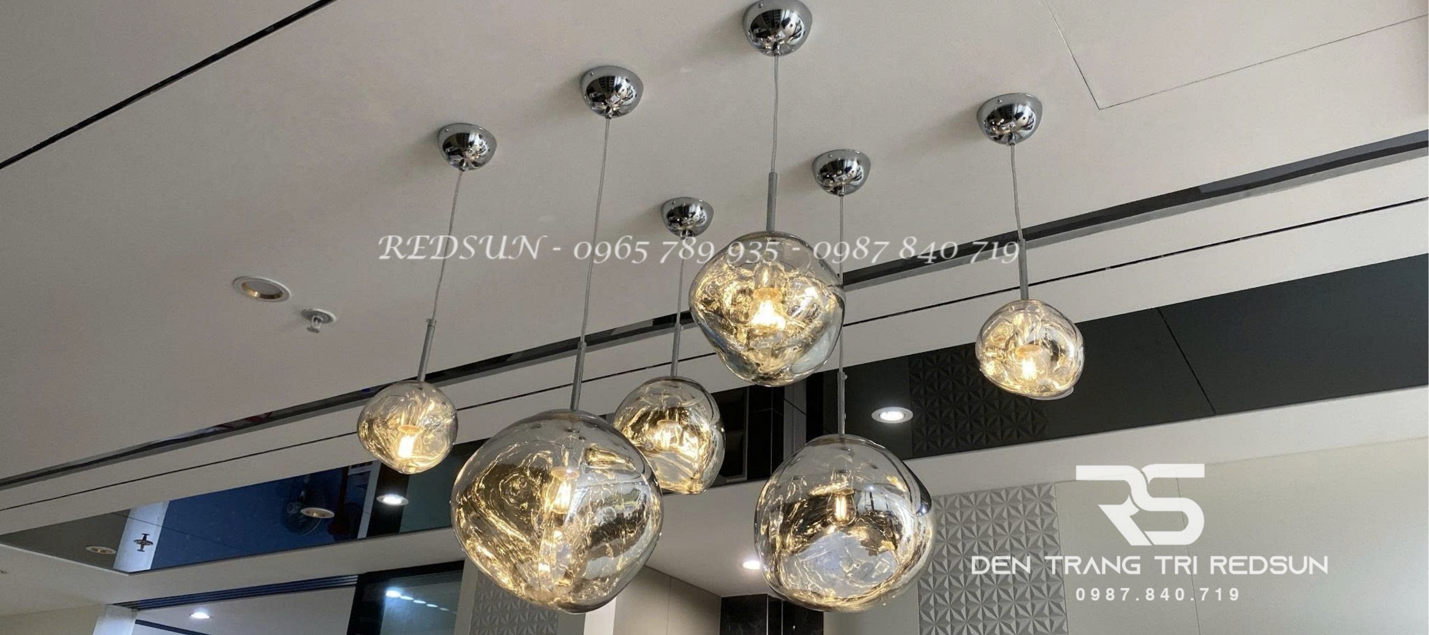 den-tha-tran-hien-dai-nham-thach-phong-cach-bac-au-chat-lieu-thuy-tinh-cdt-t053