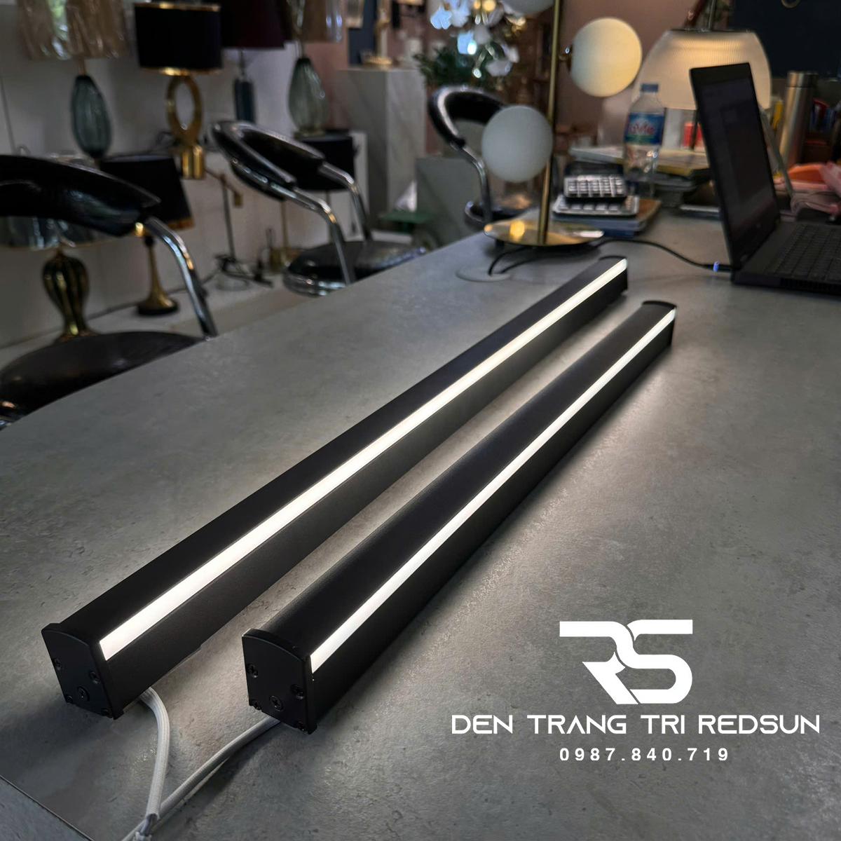 den-tuong-hien-dai-trang-tri-phong-khach-phong-ngu-cau-thang-phong-cach-bac-au-dt-132