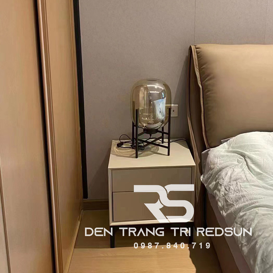 den-ban-hien-dai-db2075