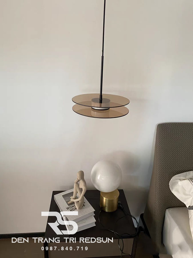 den-tha-ban-an-hien-dai-bac-au-choa-thuy-tinh-cdt-bt-049