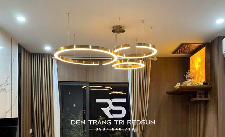 den-tha-phong-khach-hien-dai-bac-au-3-vong-khuyet-khung-inox-vang-3vkmd