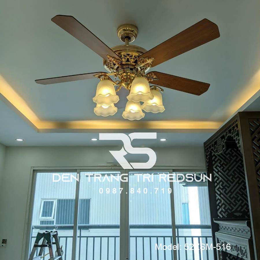 quat-tran-den-trang-tri-phong-khach-phong-ngu-52zsm-516