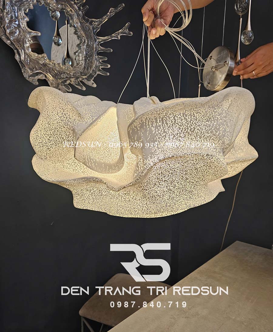 den-chum-phong-khach-hien-dai-dam-may-phong-cach-bac-au-dc-t075