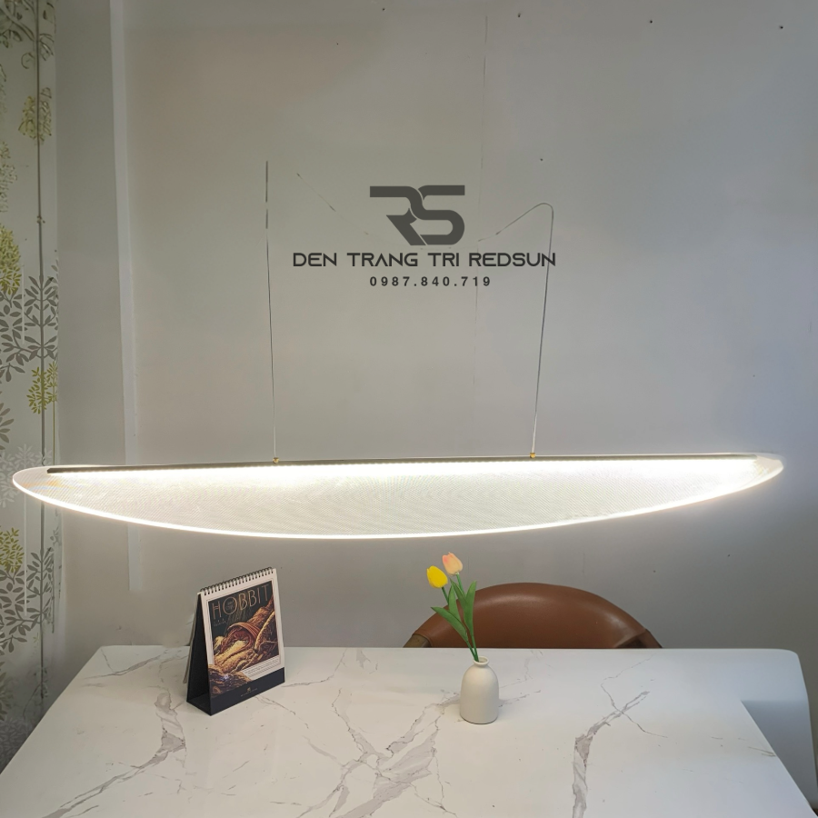 den-tha-hien-dai-hinh-la-acrylic-phong-cach-bac-au-dc-t090