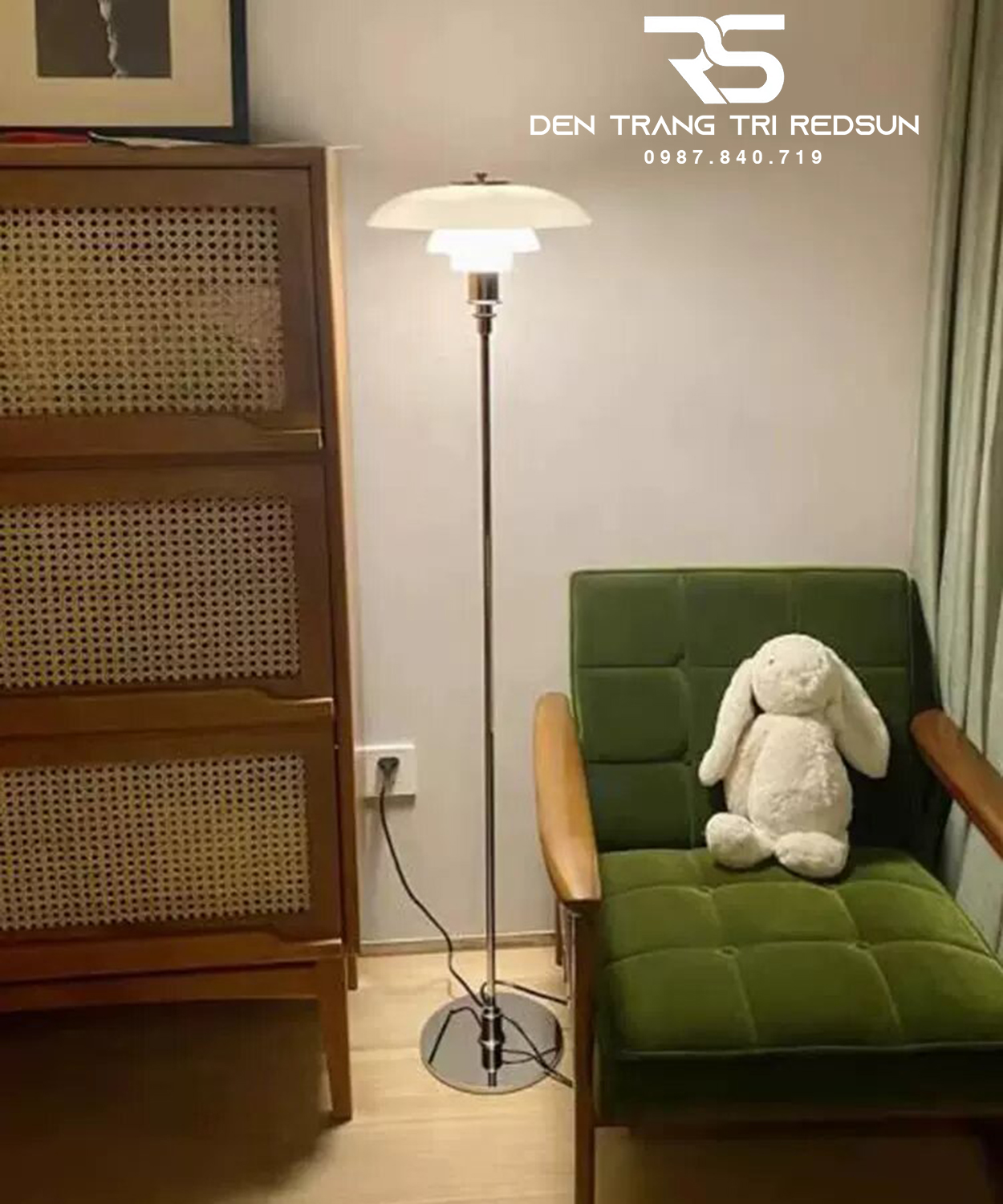 https://denredsun.com/den-san-hien-dai-ds2047