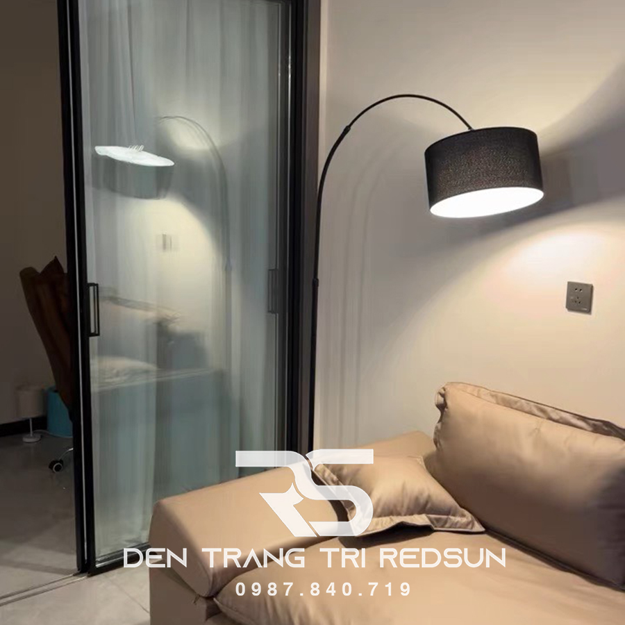 den-san-hien-dai-ds-c2002