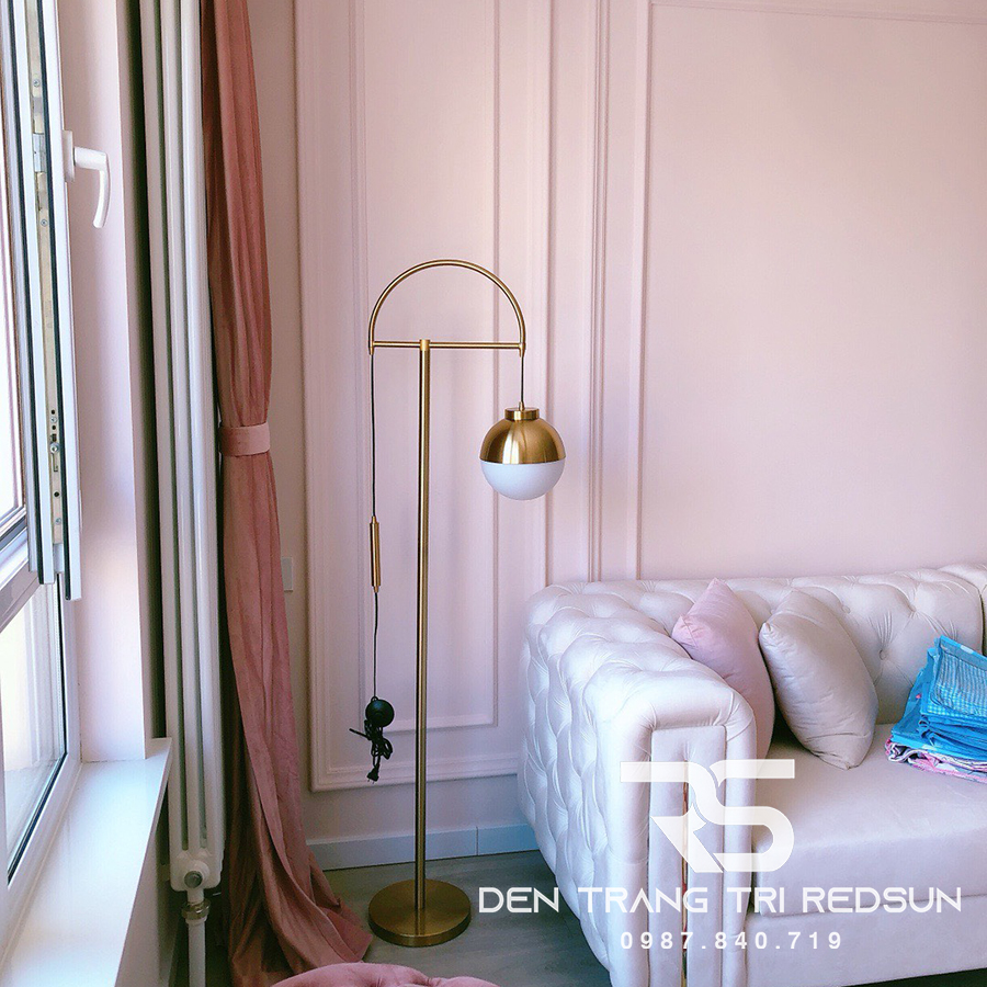 den-san-hien-dai-ds-c2090