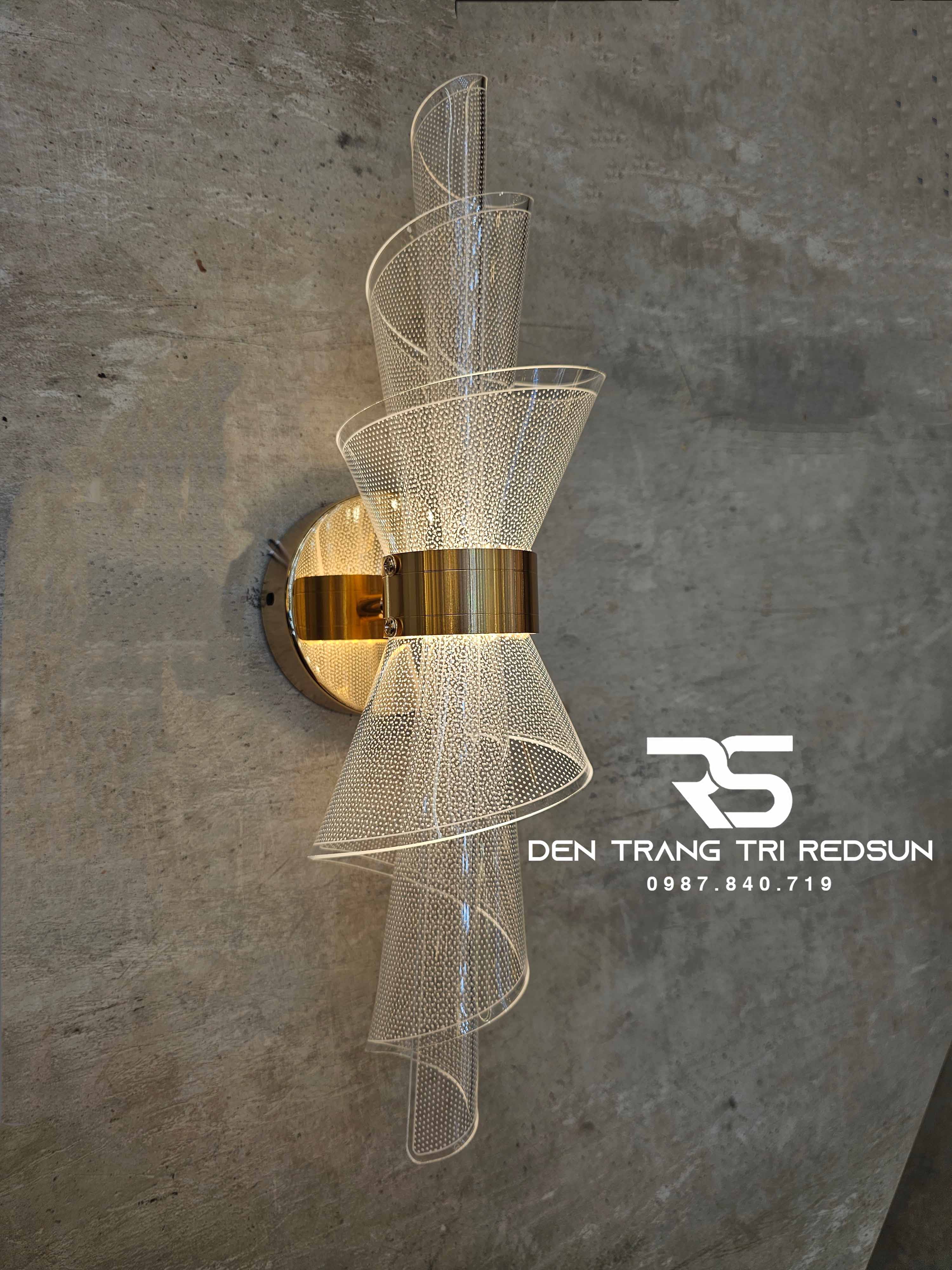 den-tuong-hien-dai-trang-tri-phong-khach-phong-ngu-cau-thang-dt-c601