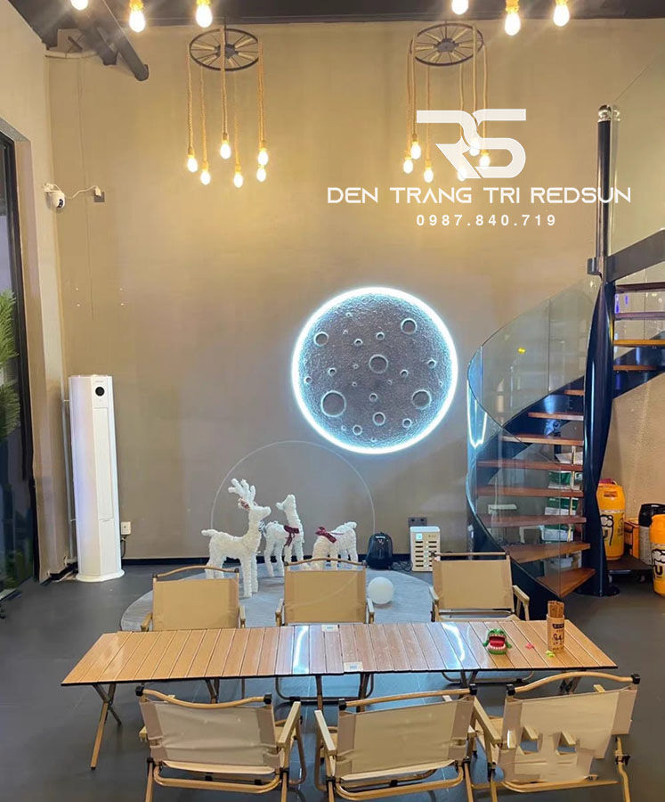 den-tuong-trang-tri-phong-khach-phong-ngu-cau-thang-phong-cach-bac-au-mat-trang-3d-dt-131