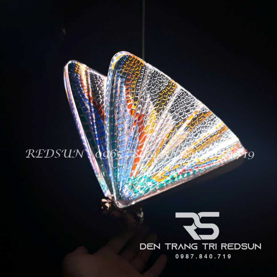 den-tha-tran-hien-dai-lap-phong-khach-phong-ngu-thong-tang-cau-thang-phien-ban-cau-vong-sac-mau-htk038