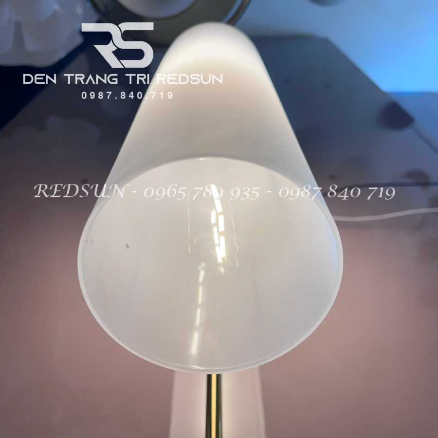 den-tuong-trang-tri-phong-khach-phong-ngu-cau-thang-phong-cach-bac-au-dt-l001