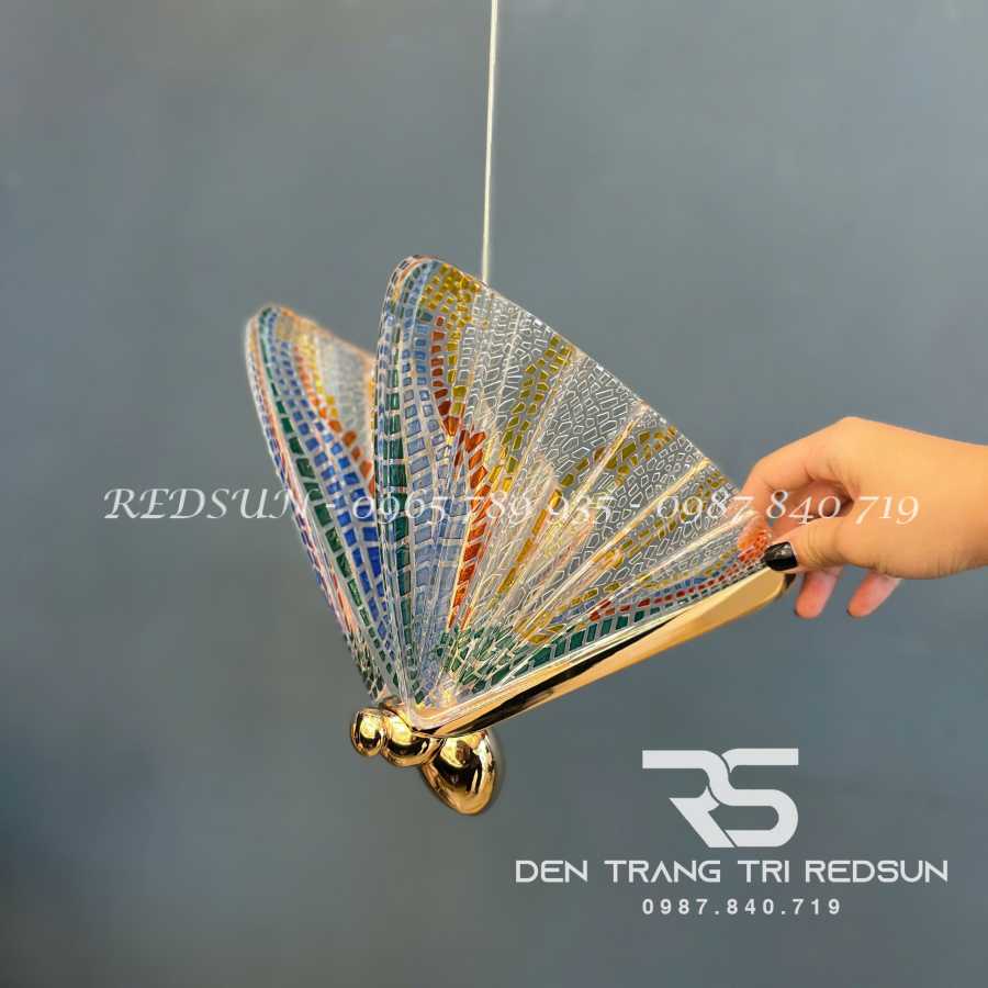 den-tha-tran-hien-dai-lap-phong-khach-phong-ngu-thong-tang-cau-thang-phien-ban-cau-vong-sac-mau-htk038