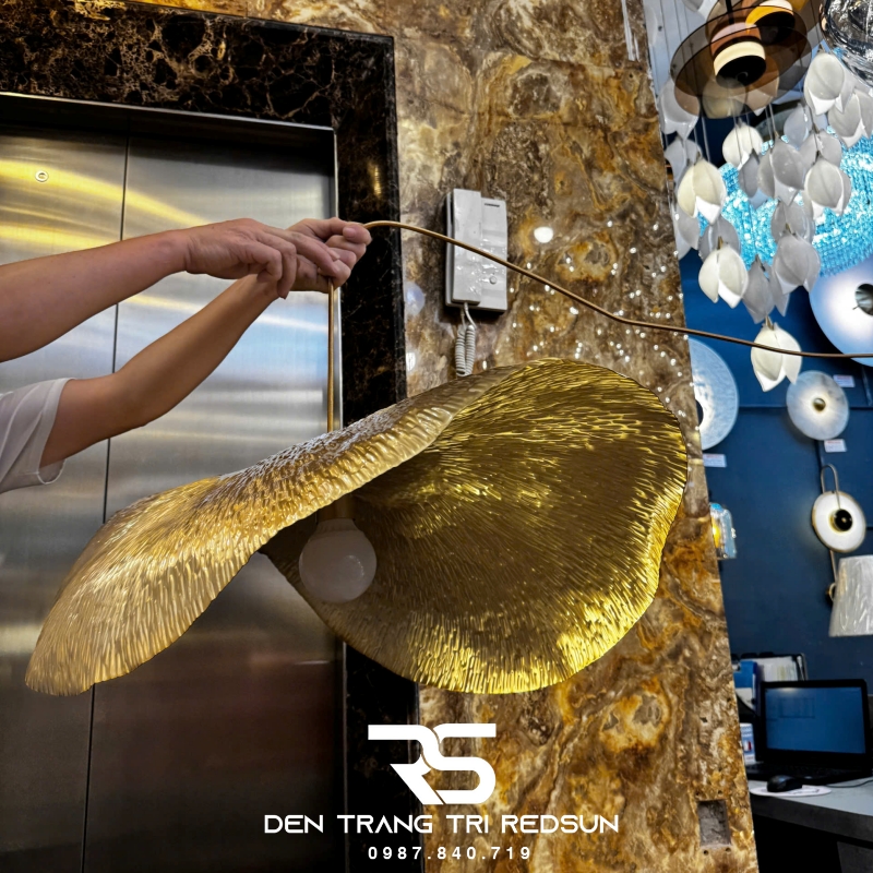 den-tha-tran-hien-dai-bac-au-la-sen-dong-cdt-t037