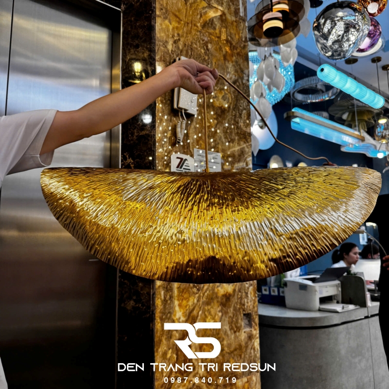 den-tha-tran-hien-dai-bac-au-la-sen-dong-cdt-t037