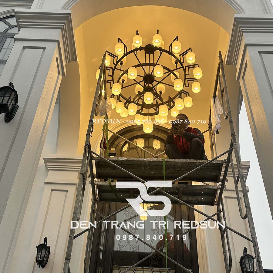 den-chum-phong-khach-phong-cach-indochine-idc-017