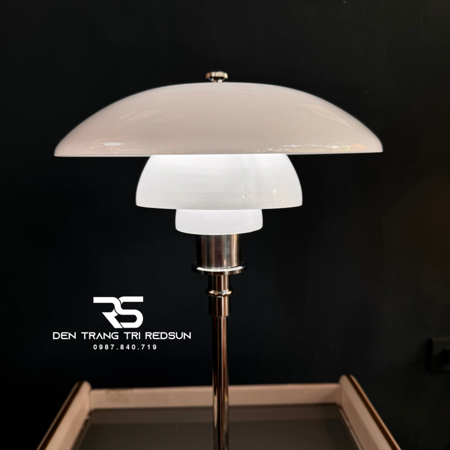 den-ban-hien-dai-bac-au-db2096