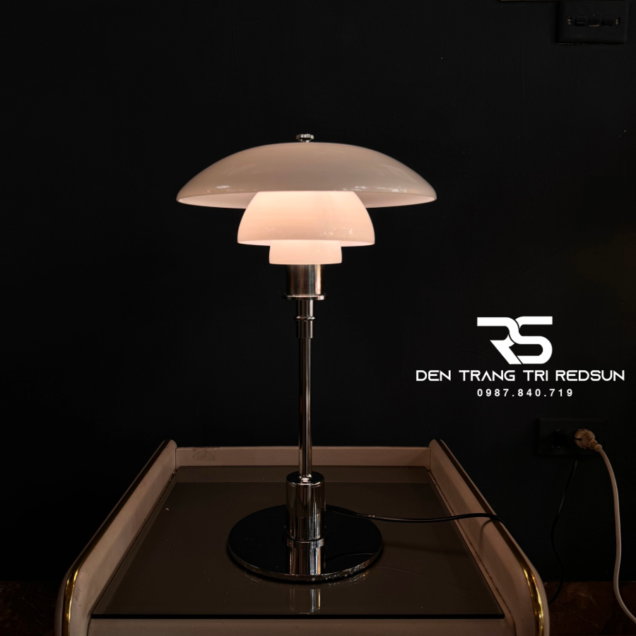 den-ban-hien-dai-bac-au-db2096